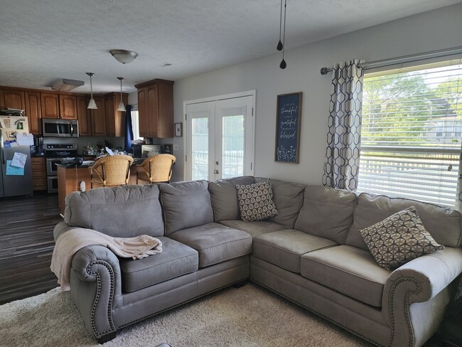 Photo - 1146 Deercreek Dr