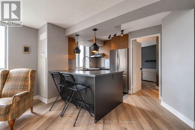 Photo - 801 King St W Unit 1113