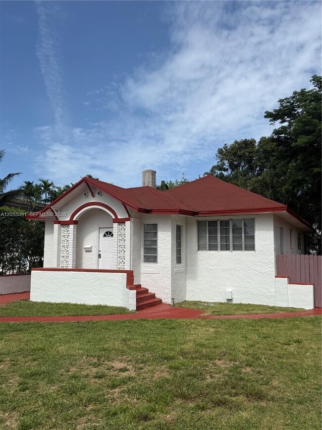 3747 Sheridan Ave