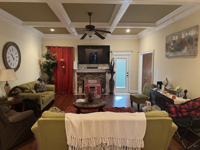 Photo - 223 Edgarton Way