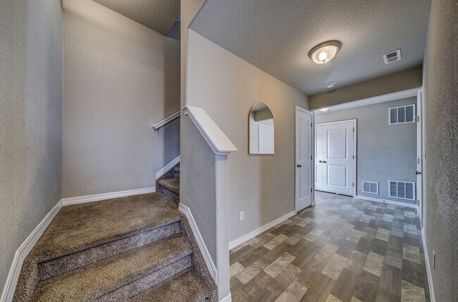 Photo - 11140 Feliz Wy