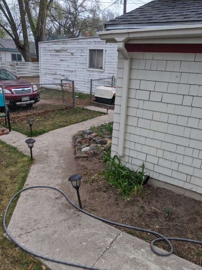 Photo - 720 Institute N St