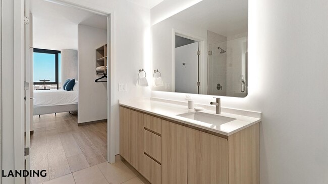 Photo - 513 S Damen Ave Unidad 2009