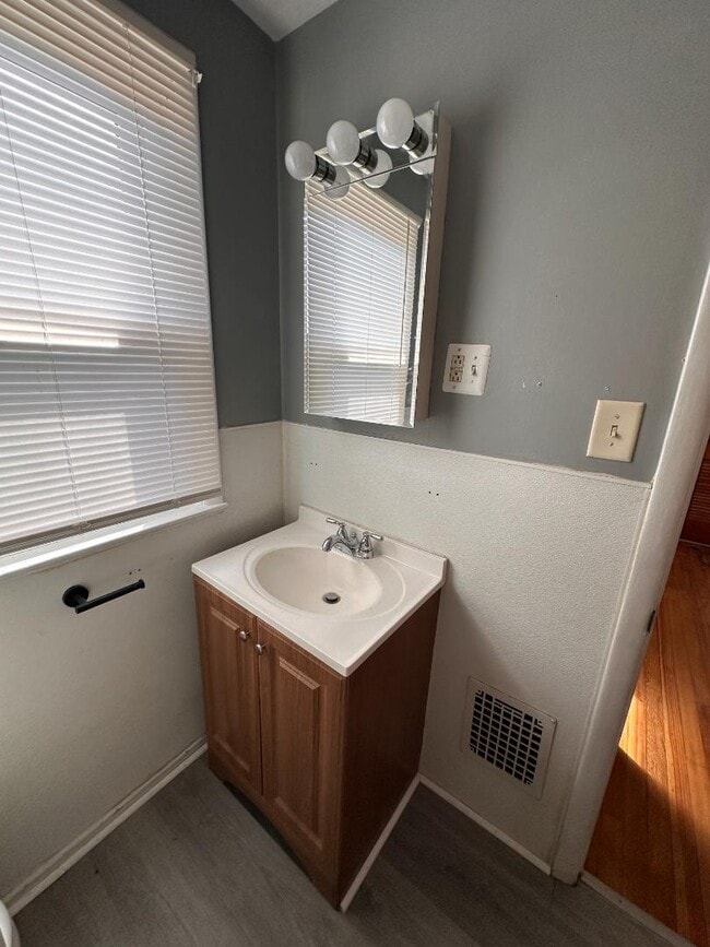 Photo - 503 N Delaware St