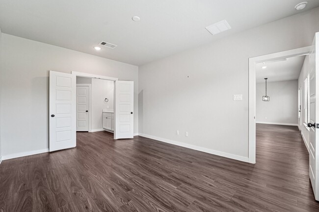 Photo - 15011 Red Buckeye Dr
