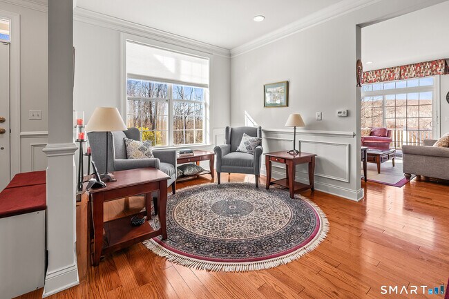 Photo - 1 Wilderswood Way Unit 1