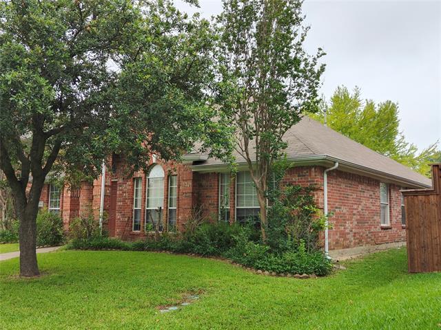 Photo - 2453 Hunters Run Dr