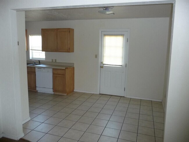 Photo - 1603 NW Williams Ave