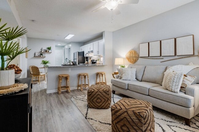 Hawk Ridge Apartments