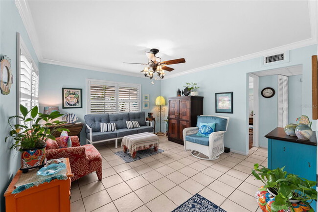 Photo - 209 Emerald Ln