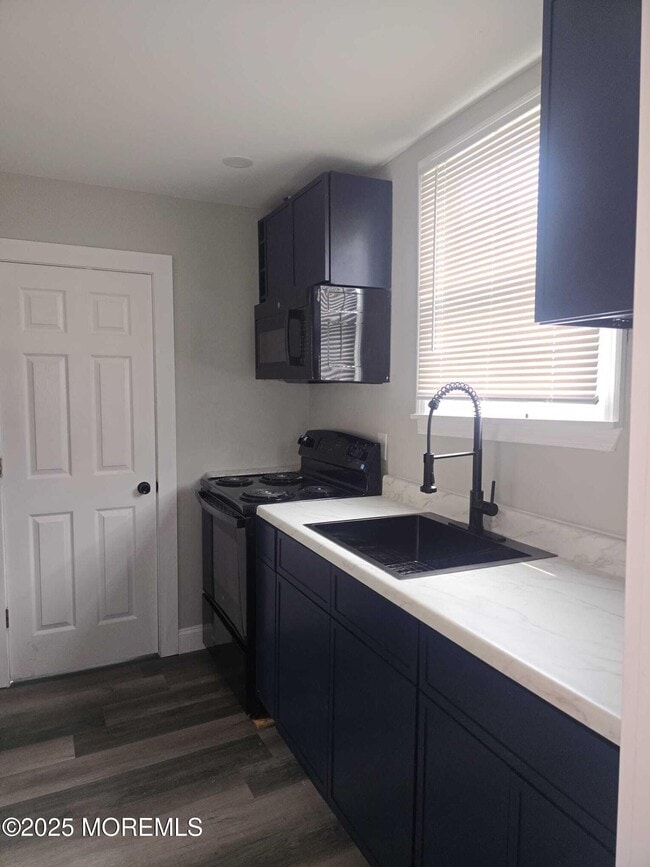 Building Photo - 168 Chelsea Ave Unit #7 Rental