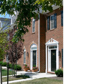 Three Bedroom Townhouse / First Floor Master - Three Bedroom Townhouse / First Floor Master