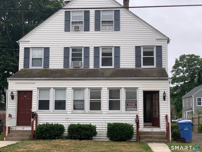 Building Photo - 10 Bank St Unit 10