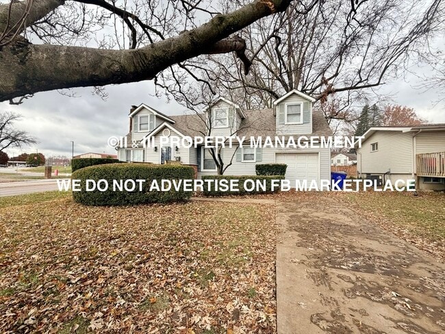 Photo - 5840 Floyd St