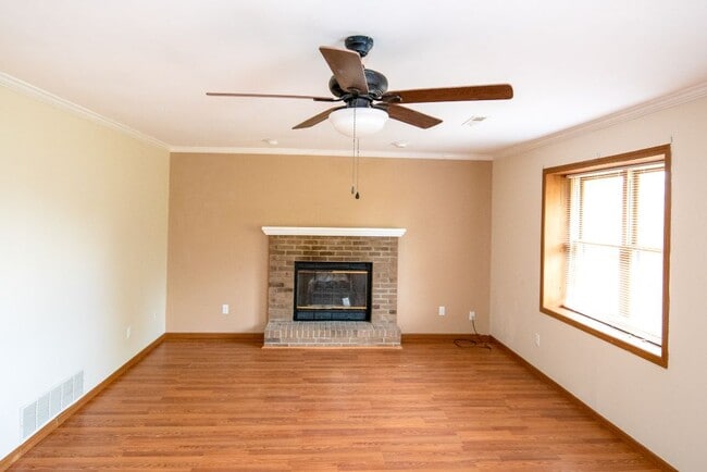 Photo - 123 Pierre Pl Unit 123