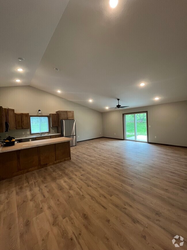 Building Photo - 656 Veronica Ct Rental