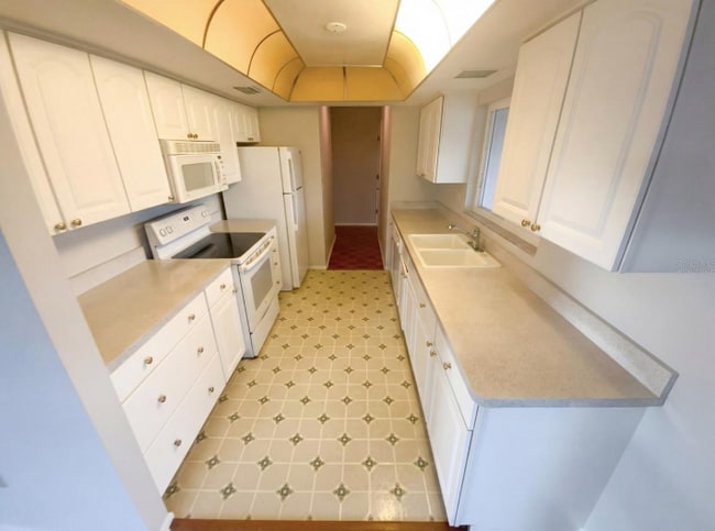 Photo - 4474 Lake Blvd