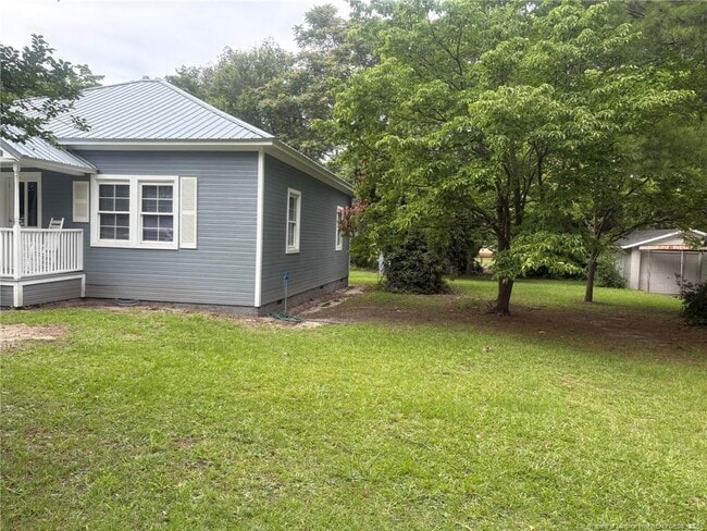 Photo - 211 E Edinborough Ave