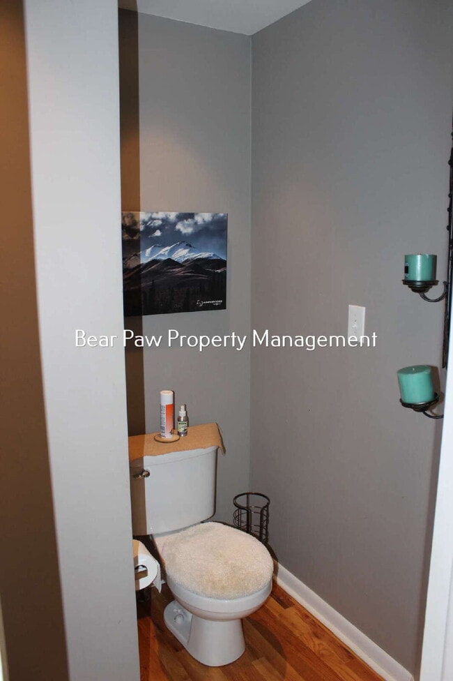 Photo - Cute Home in Near Downtown Evergreen!