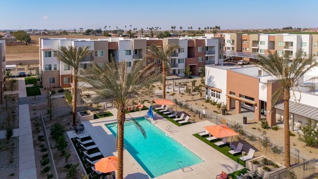 Solana Villas - Solana Villas Apartments