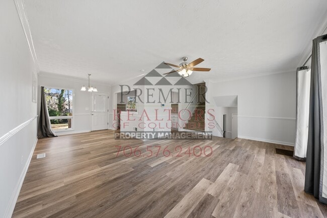 Photo - 386 Victory Dr