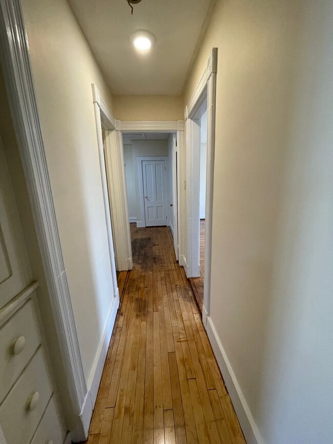 Building Photo - 57 N Willard St Unit 57 North Willard St #2