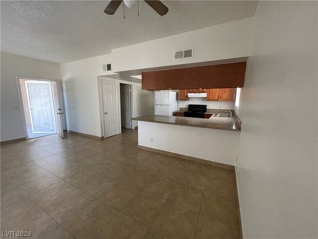 Photo - 5675 E Lake Mead Blvd