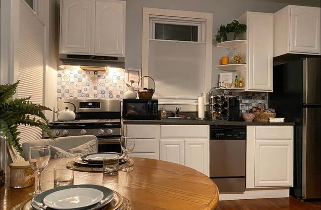 Photo - 99 Bridge St