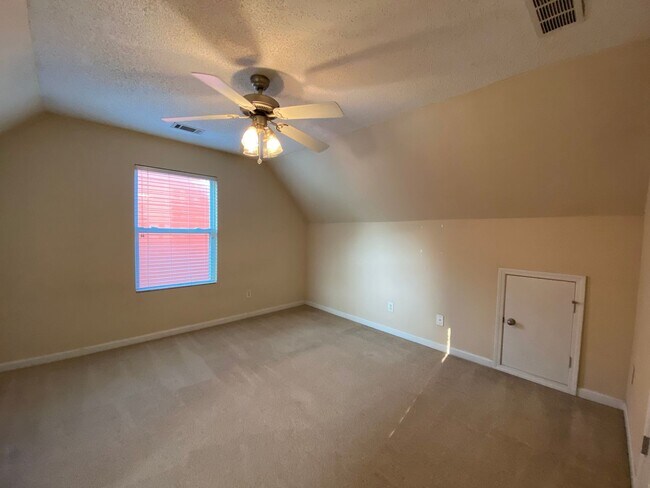 Photo - BRIDGEWATER HOME! PRE-LEASING FOR AUGUST 2...