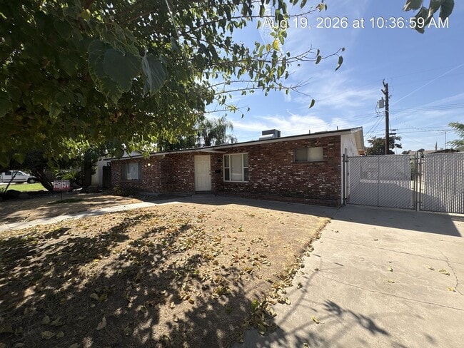 Photo - 2245 W Harvard Ave