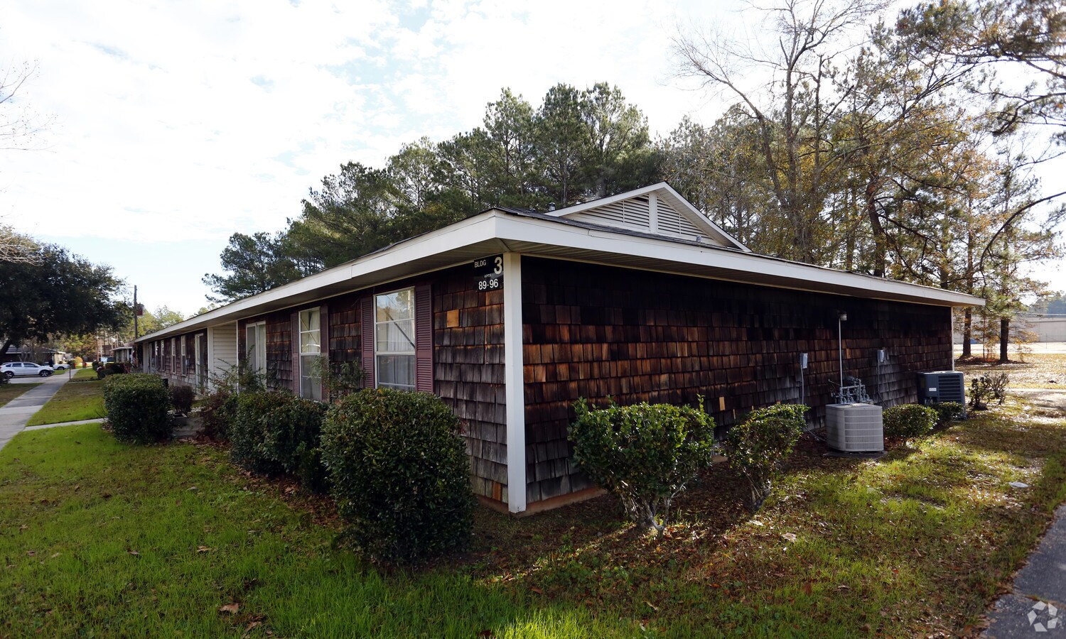 Photo - Ridge Manor