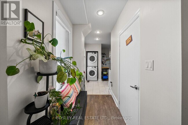 Photo - 229 Woodbine Ave Unit Main