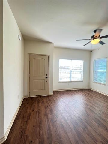 Photo - 214 Lasso Cir