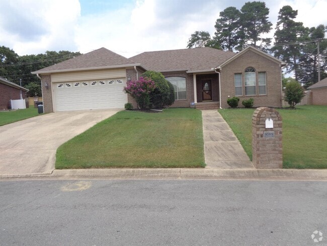 Building Photo - 5059 Silver Oak Dr Rental