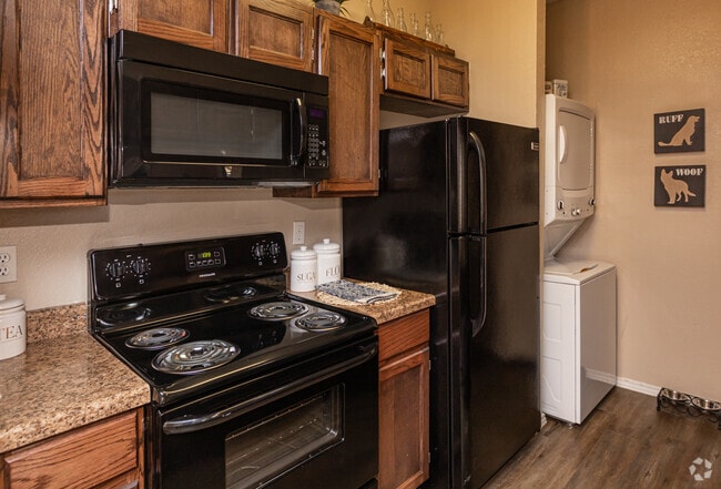 2BR, 2BA - 922SF Kitchen
