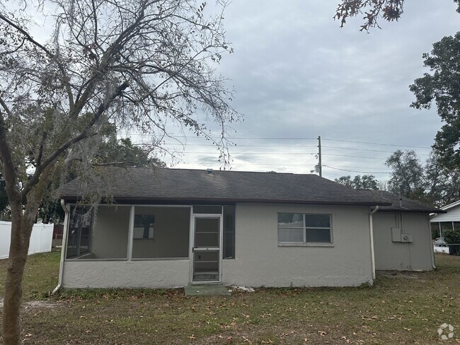 Building Photo - Cute 2 Bedroom, 2 Bathroom, 1 Car Garage H... Rental