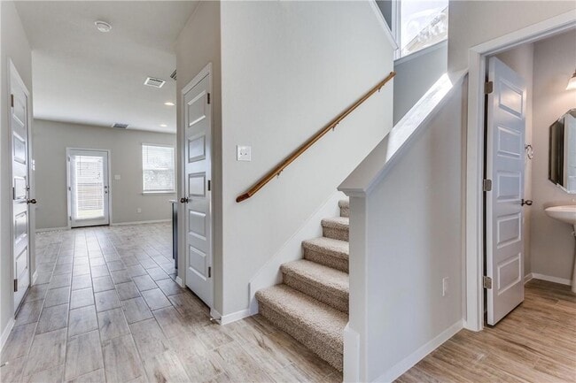 Photo - 131 Trailside Ln