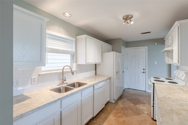 Photo - 1118 Wilson St