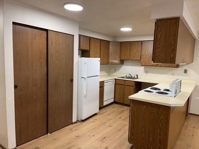 Photo - Viking Suites