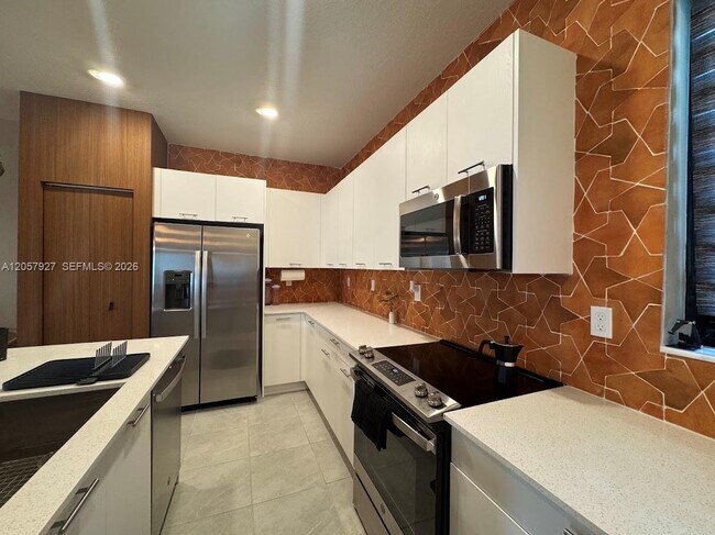 Photo - 8316 NW 43rd St