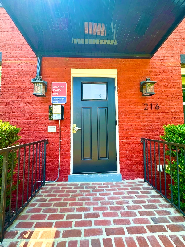 Building Photo - 216 21st St NE Unit 2 Rental