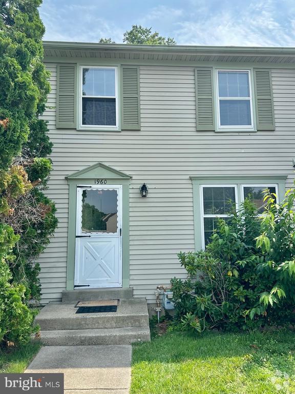 Building Photo - 1960 Fountainbrook Ct Rental