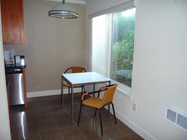 Photo - Spacious La Jolla Studio!