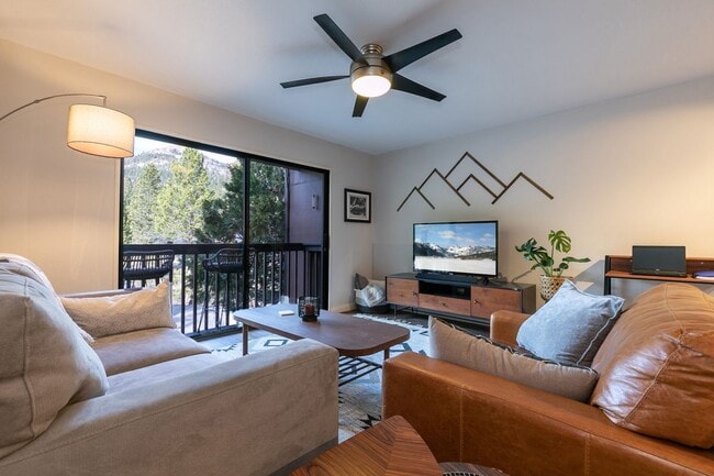 Photo - 420 Squaw Creek Rd