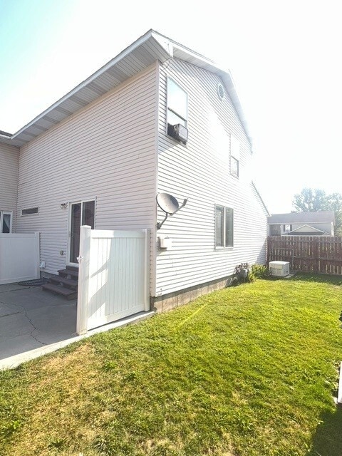 Photo - 361 N 4th W