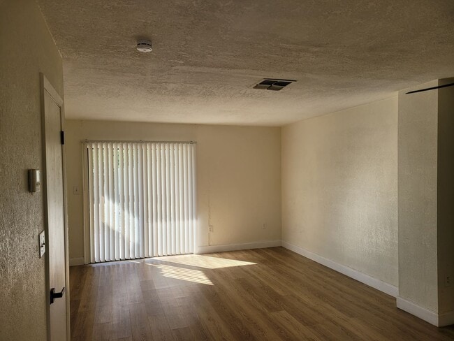 Photo - 1236 Dovehill Dr Unit 1244