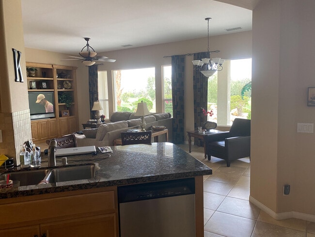 Photo - 60460 Desert Rose Dr