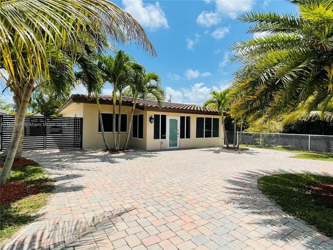 Photo - 1340 NE 177th St Casa