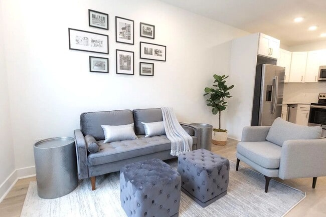 Photo - 1702 Light St Unidad 302