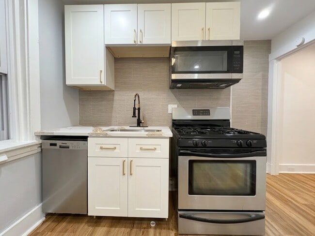 Photo - 5836 Phillips Ave Unit Apartment 1